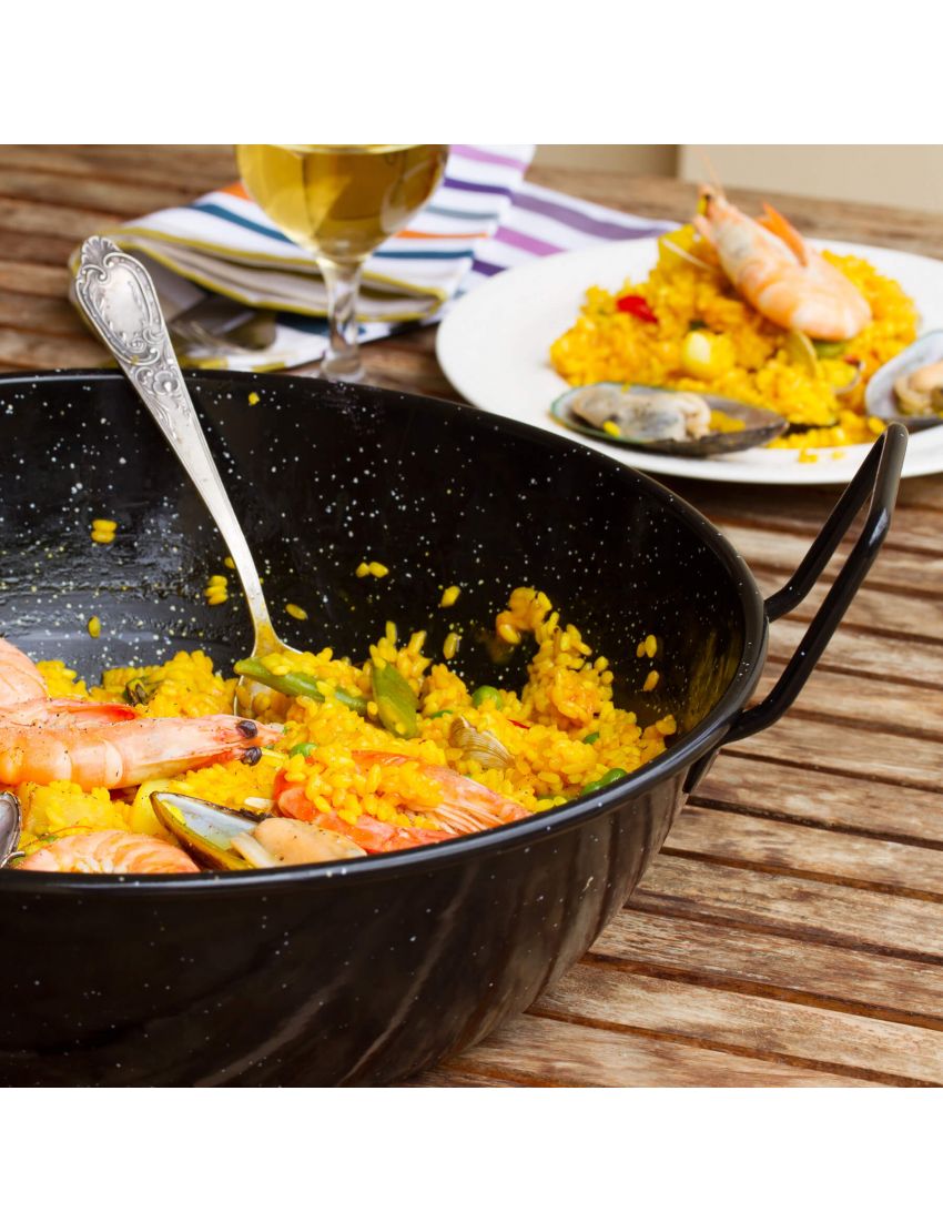 Enameled bowl,  20 cm