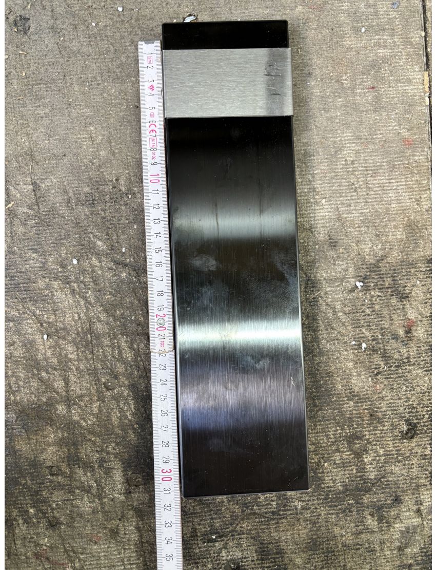 Door reinforcement right/left Chef L Black (part no. 4 cat. // version without handles)