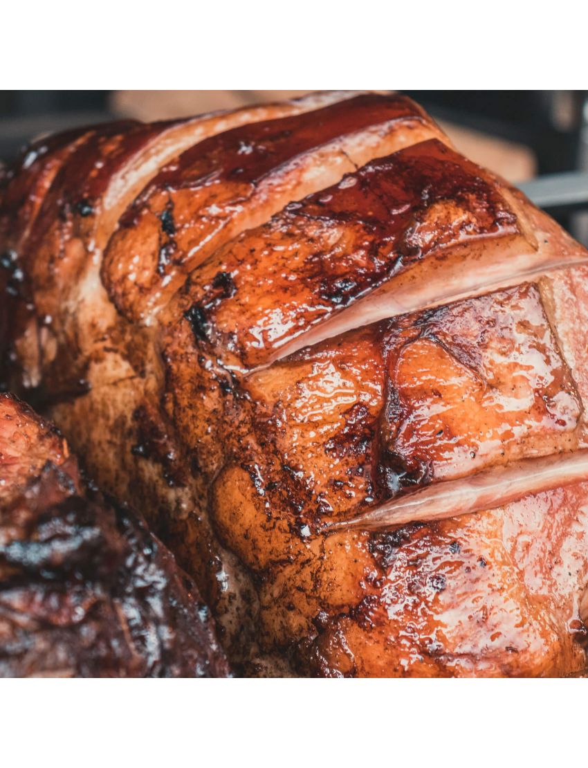 Brush for sauces and marinades with wooden handle