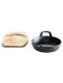 Cast iron pan with 2 handles, Ø 18 cm, and wooden base